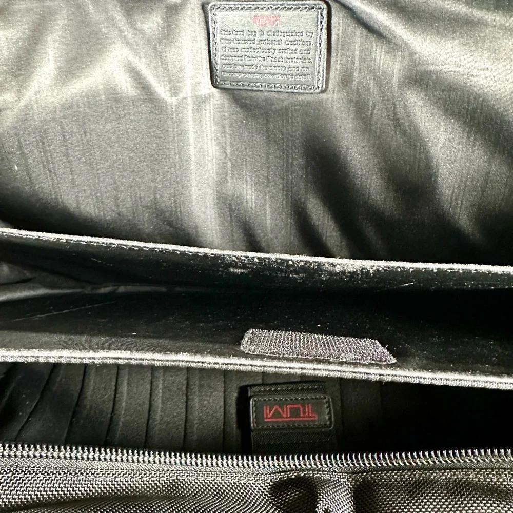 Tumi Alpha Expandable Organizer Laptop Briefcase Model 26160DH